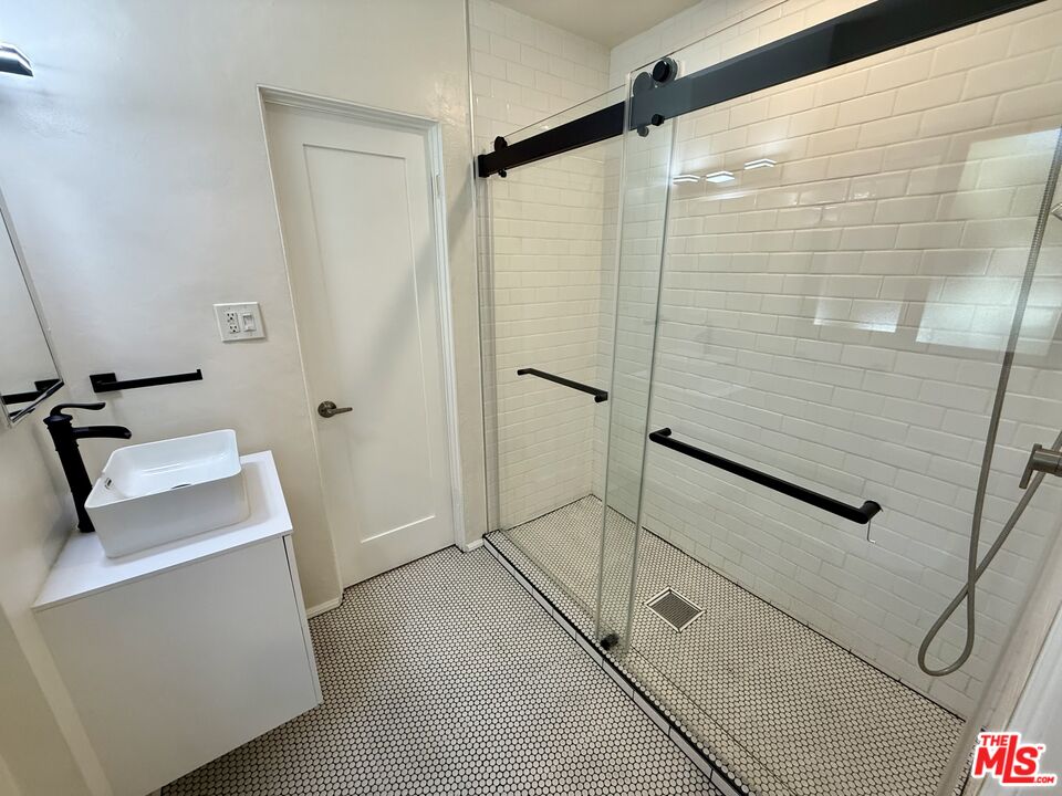 MLS #25616879 image #11