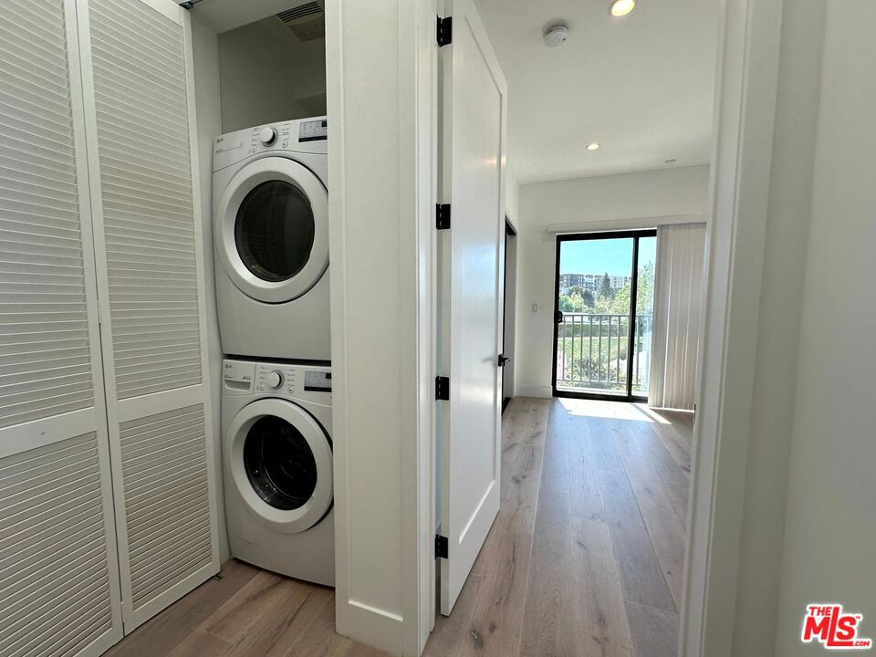 MLS #25616899 image #24