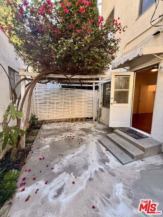 MLS #25616931 image #32