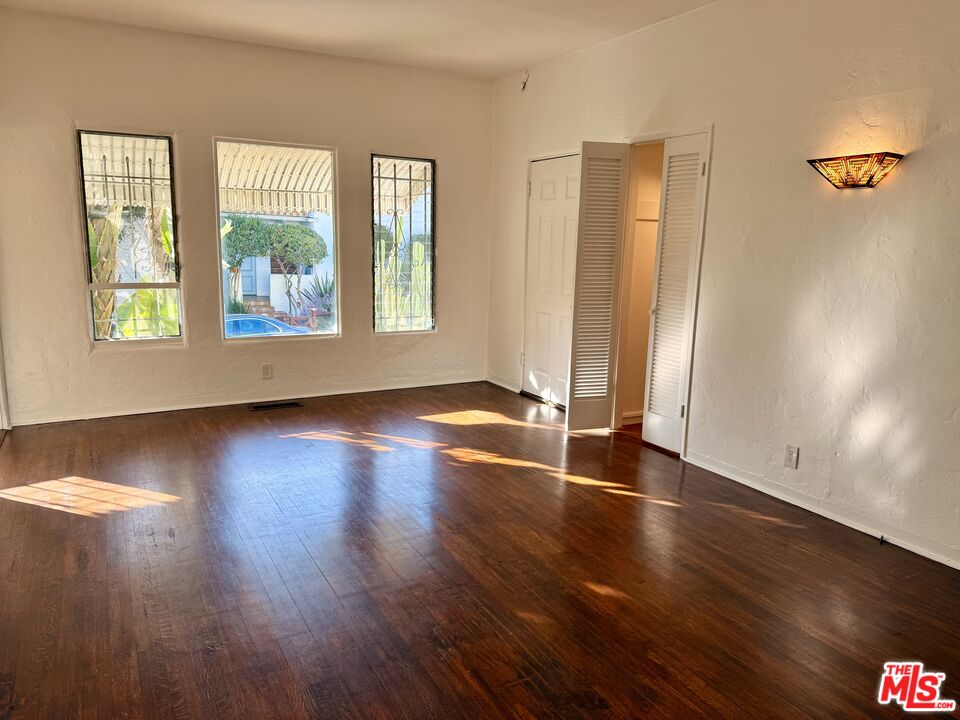 MLS #25616931 image #3