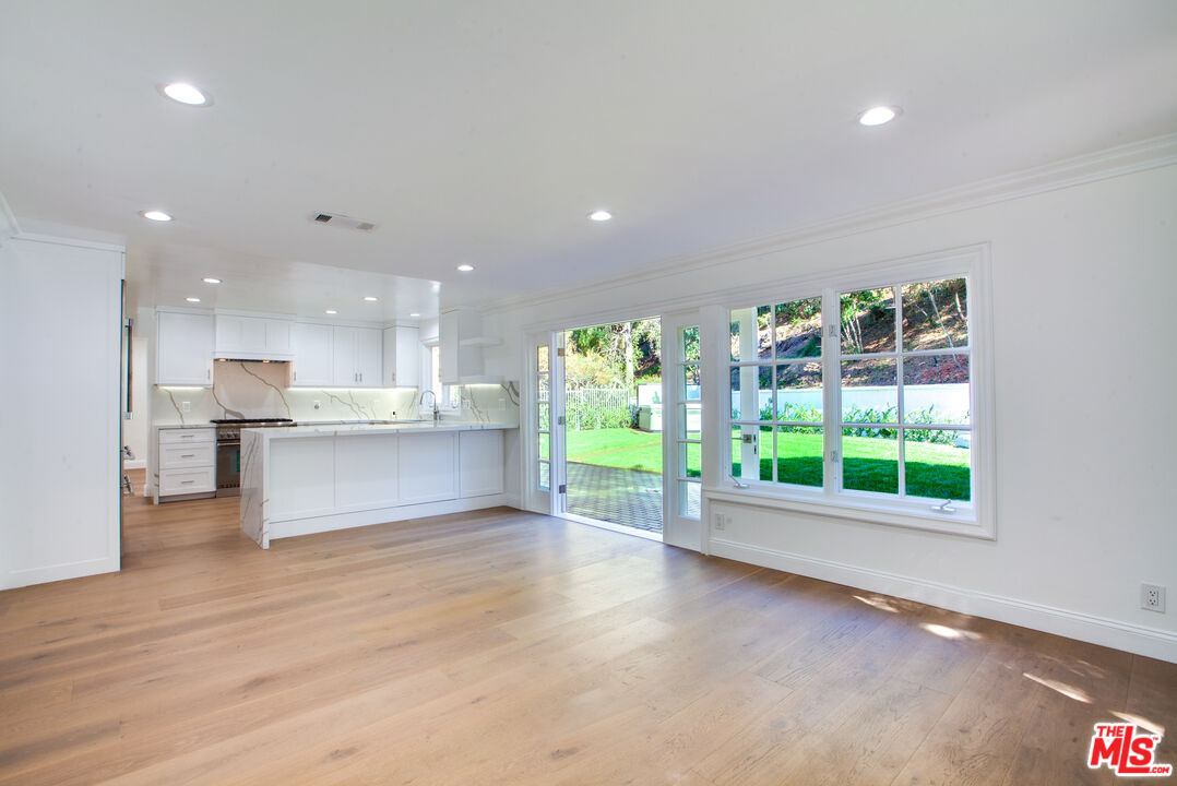 MLS #25617047 image #13