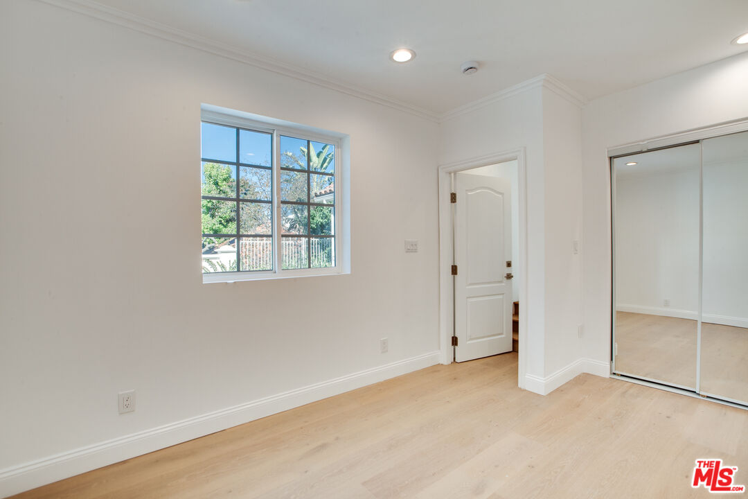 MLS #25617047 image #17