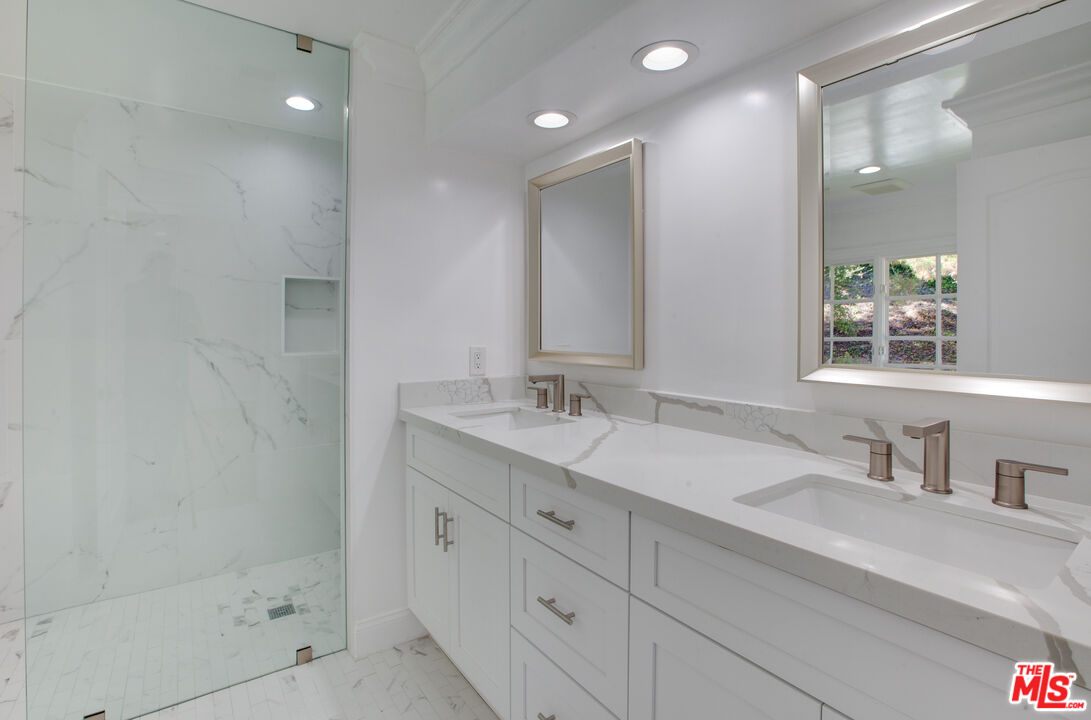 MLS #25617047 image #23