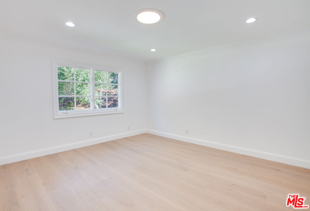 MLS #25617047 image #26