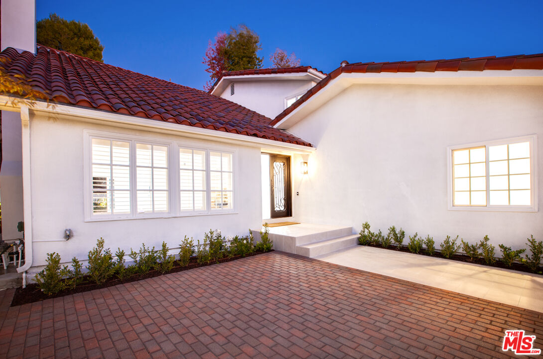 MLS #25617047 image #3