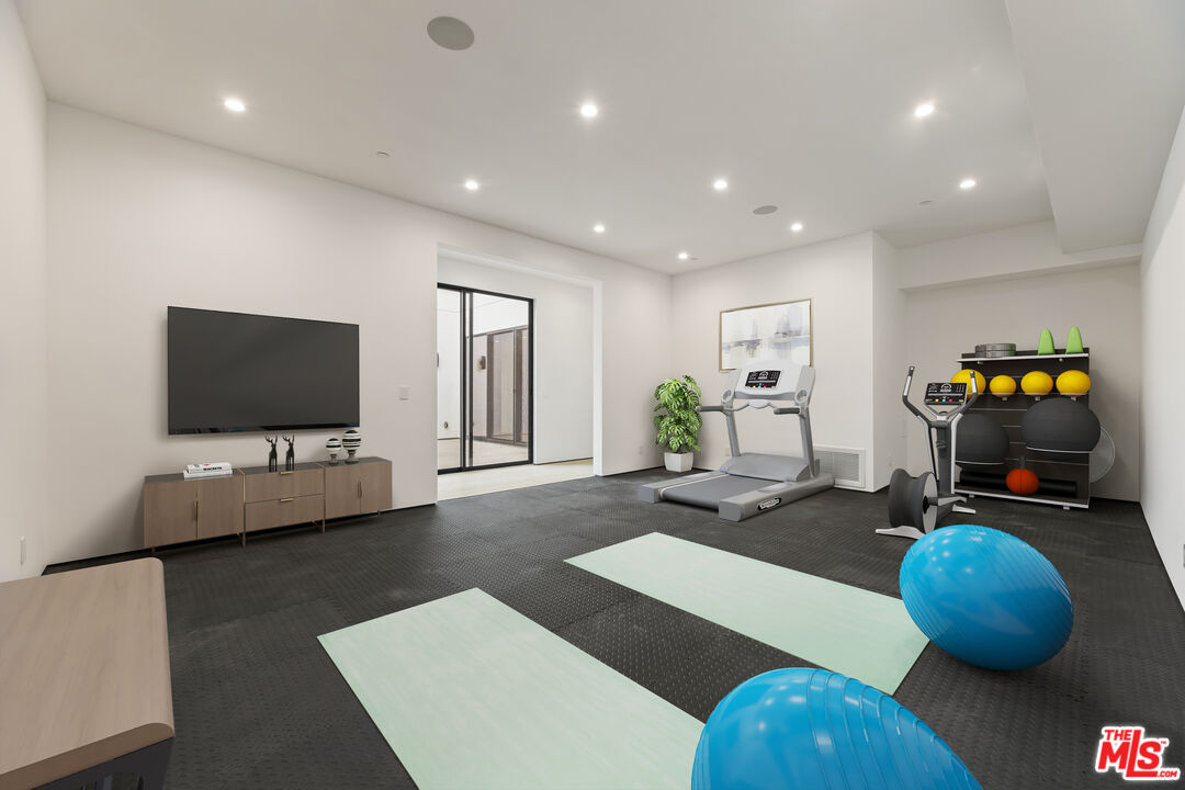 MLS #25617067 image #17