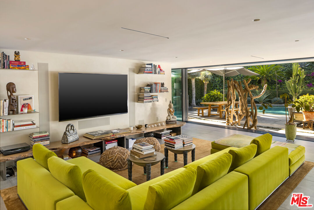 MLS #25617075 image #15