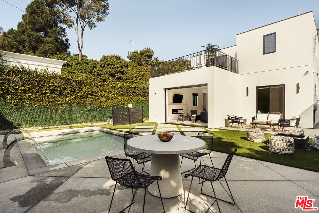 MLS #25617113 image #1