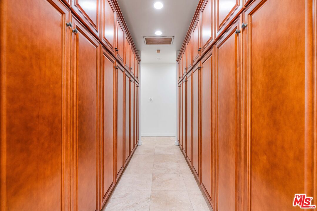 MLS #25617173 image #16