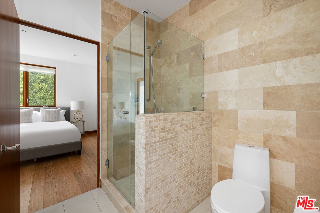 MLS #25617193 image #11