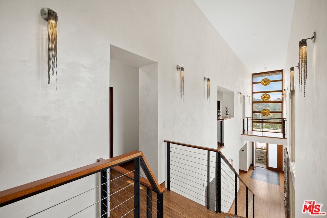 MLS #25617193 image #12