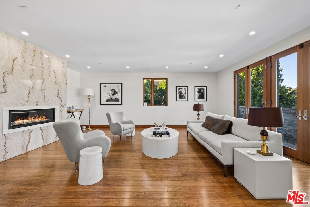 MLS #25617193 image #1