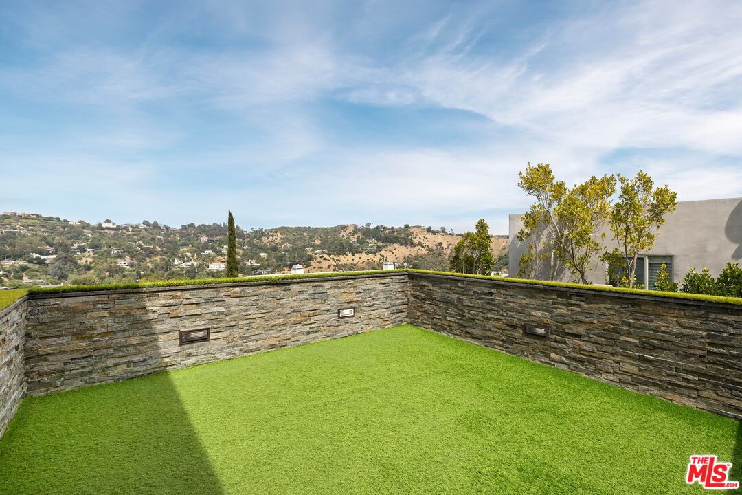 MLS #25617193 image #21