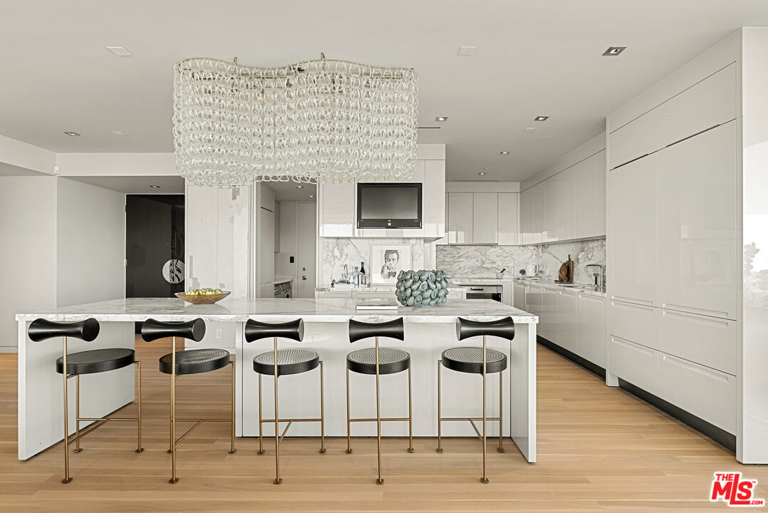 MLS #25617269 image #13