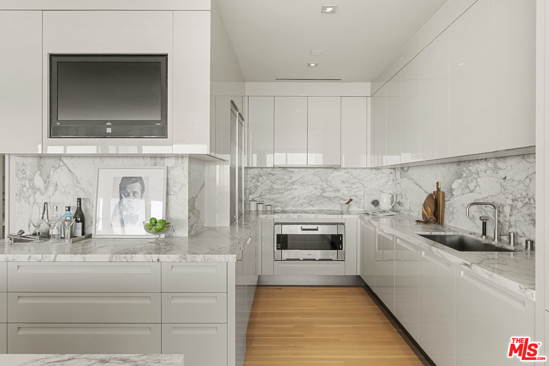 MLS #25617269 image #14