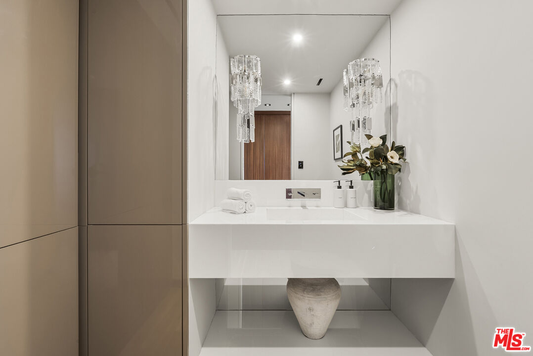 MLS #25617269 image #22