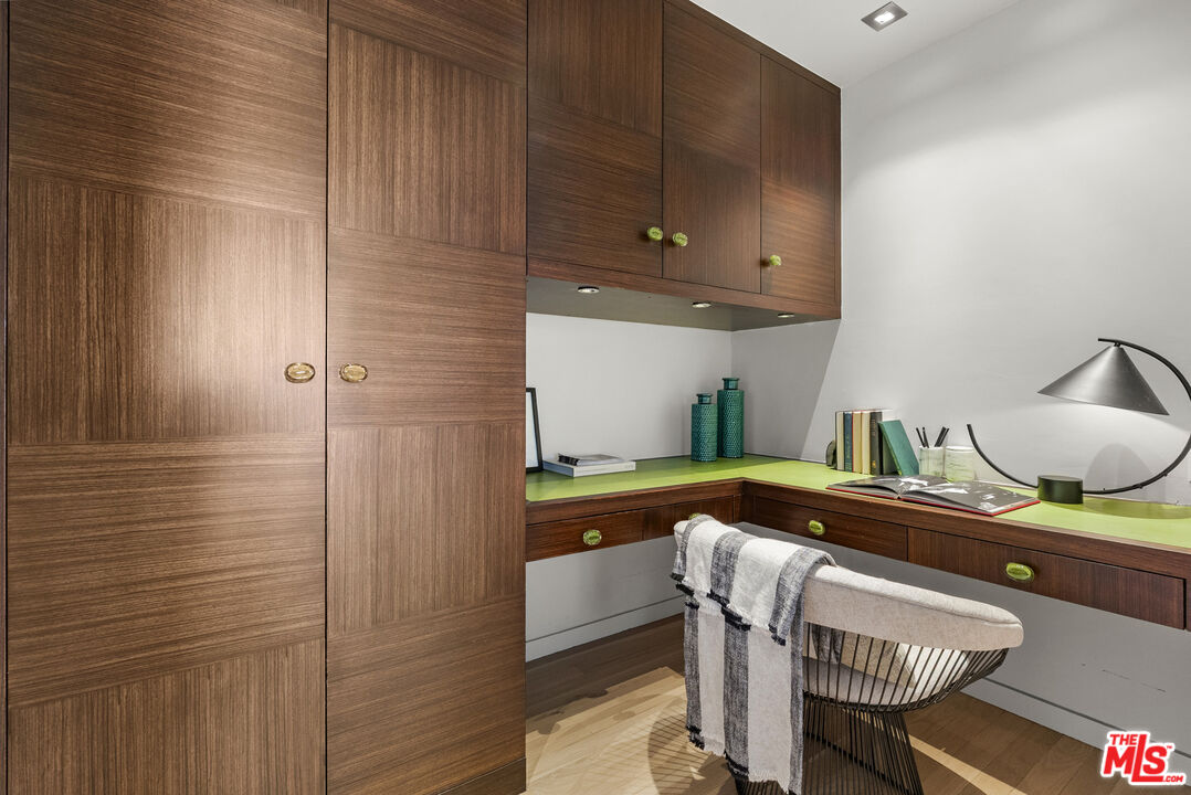 MLS #25617269 image #23