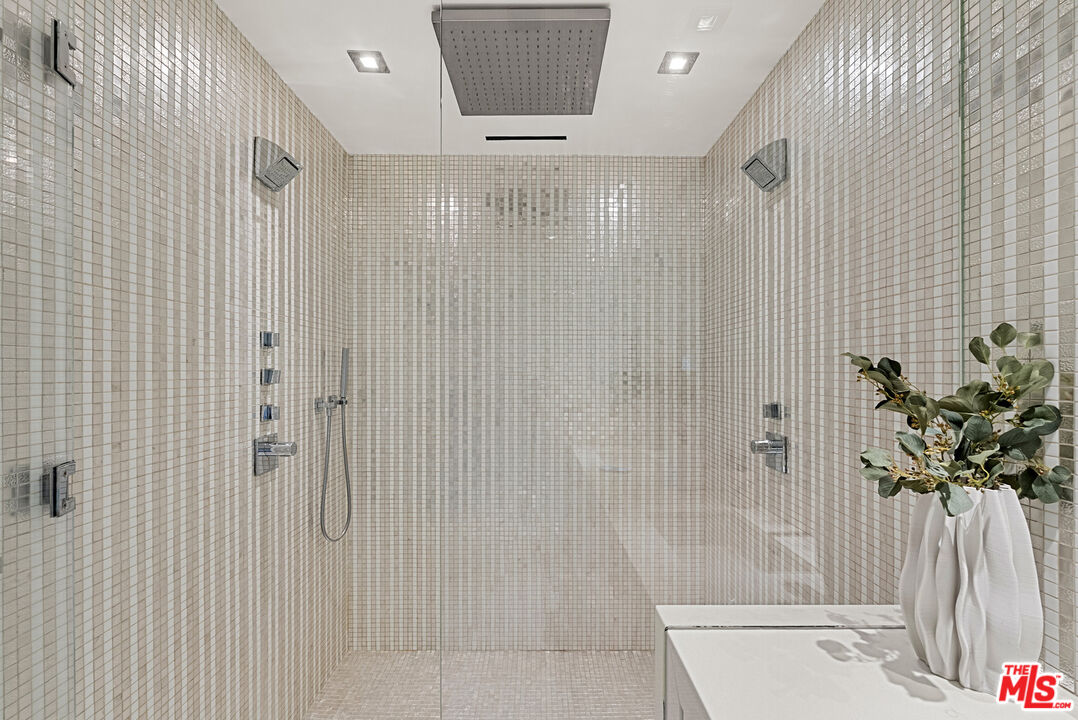 MLS #25617269 image #29