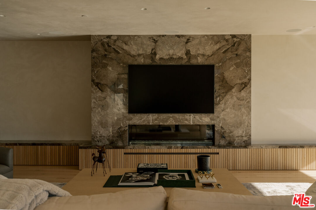 MLS #25617293 image #4