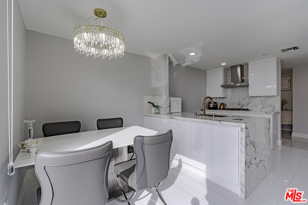 MLS #25617295 image #12