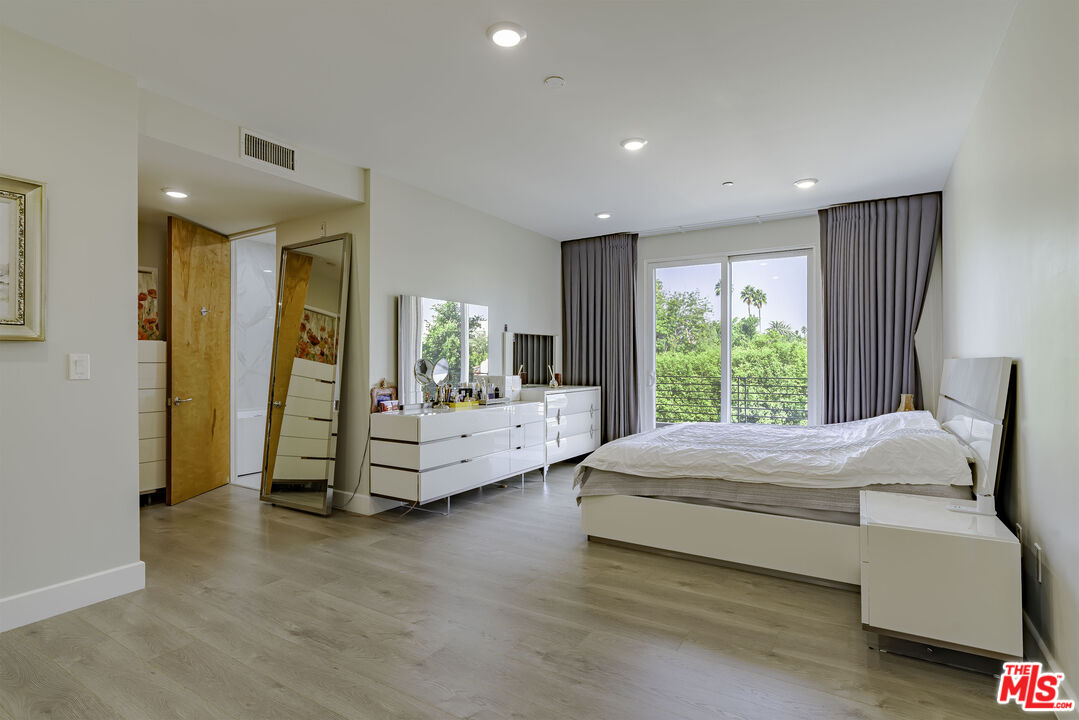 MLS #25617295 image #21