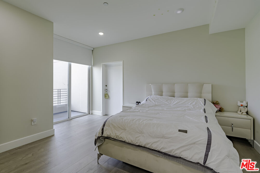 MLS #25617295 image #22