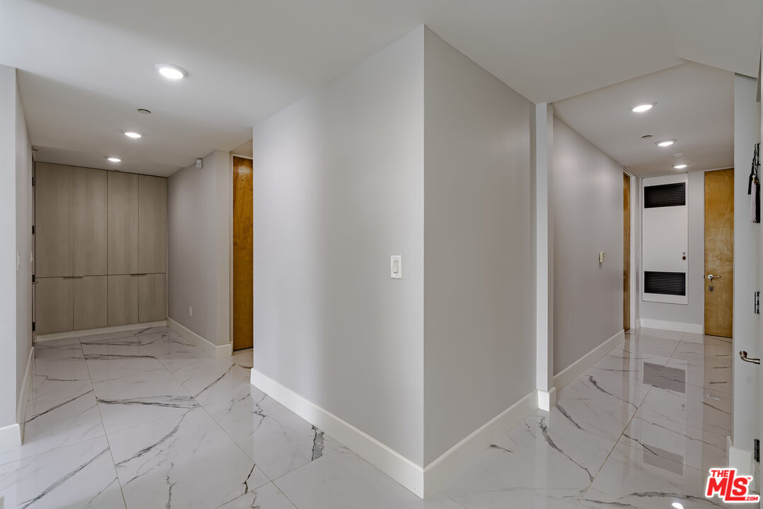 MLS #25617295 image #29