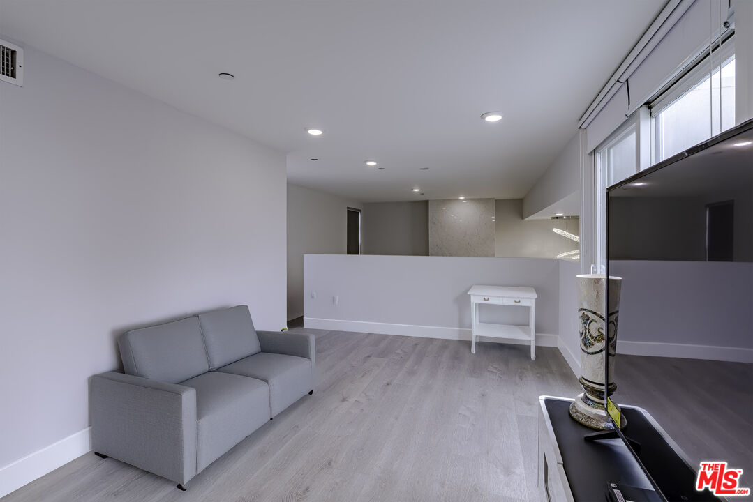 MLS #25617295 image #35