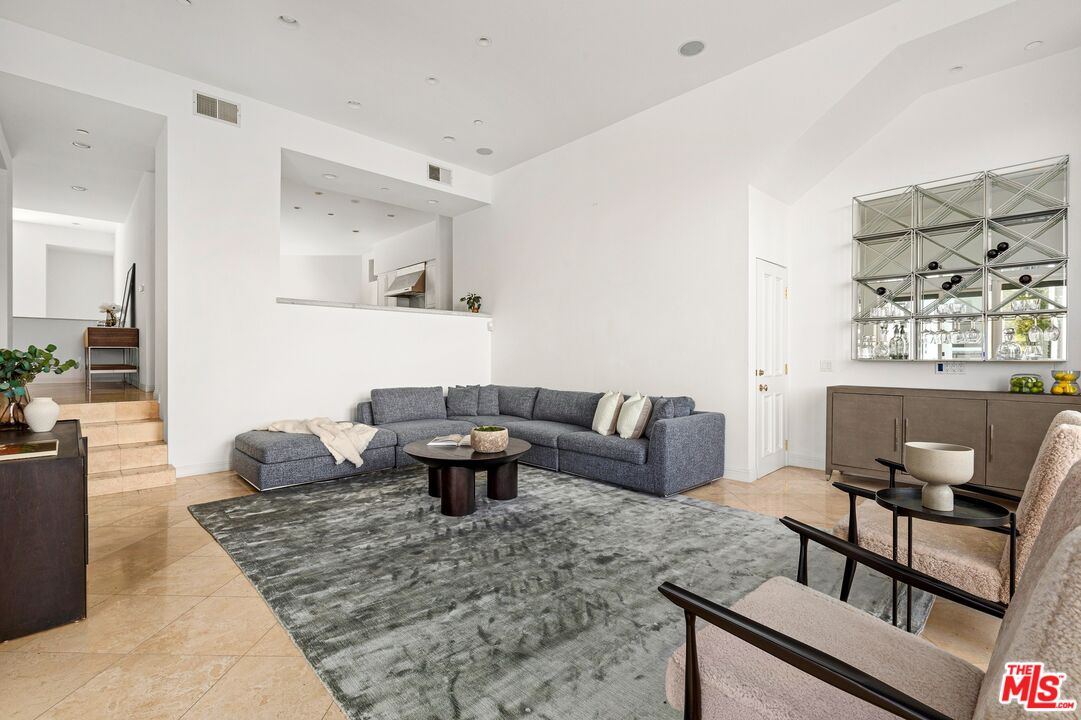 MLS #25617313 image #3