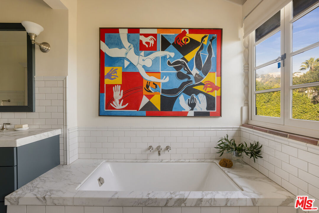 MLS #25617331 image #18