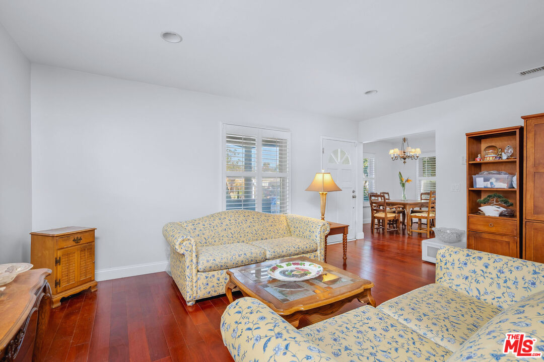 MLS #25617393 image #5