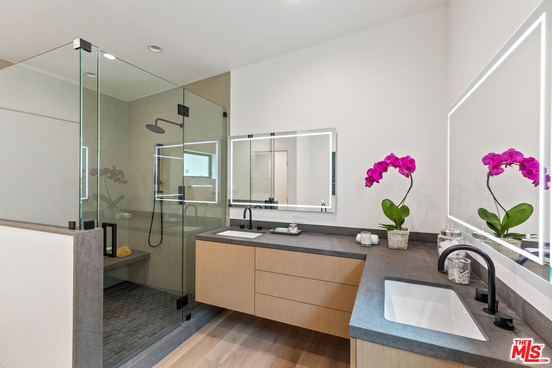 MLS #25617413 image #15