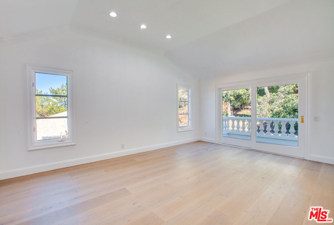 MLS #25617561 image #18