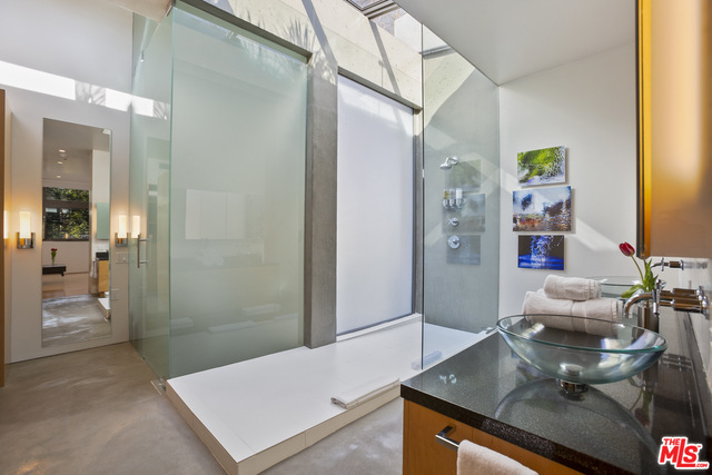 MLS #25617671 image #14