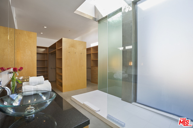 MLS #25617671 image #15