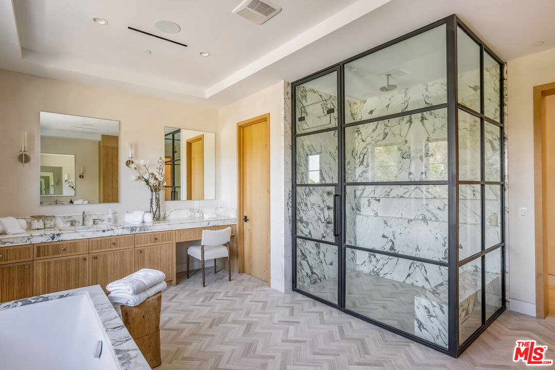 MLS #25617739 image #17