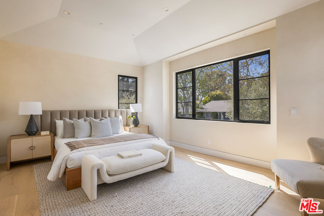 MLS #25617739 image #23