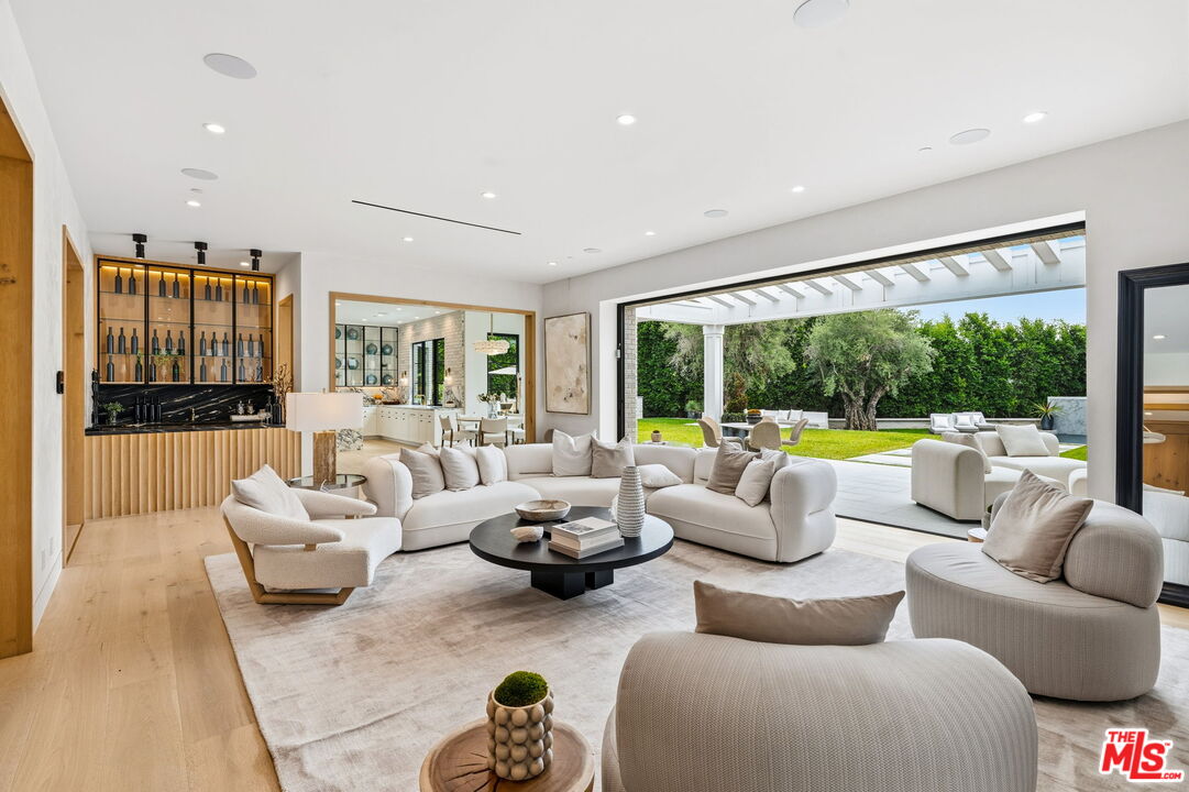 MLS #25617739 image #4