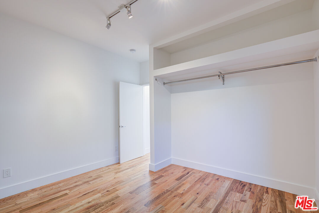 MLS #25617877 image #15