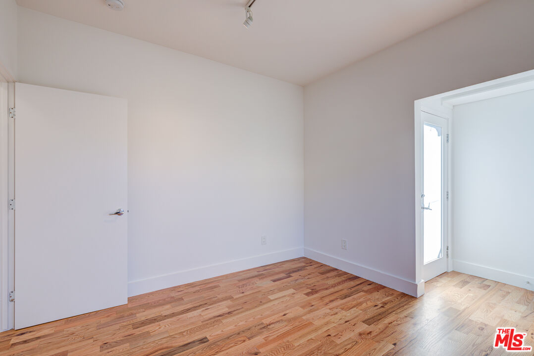 MLS #25617877 image #18