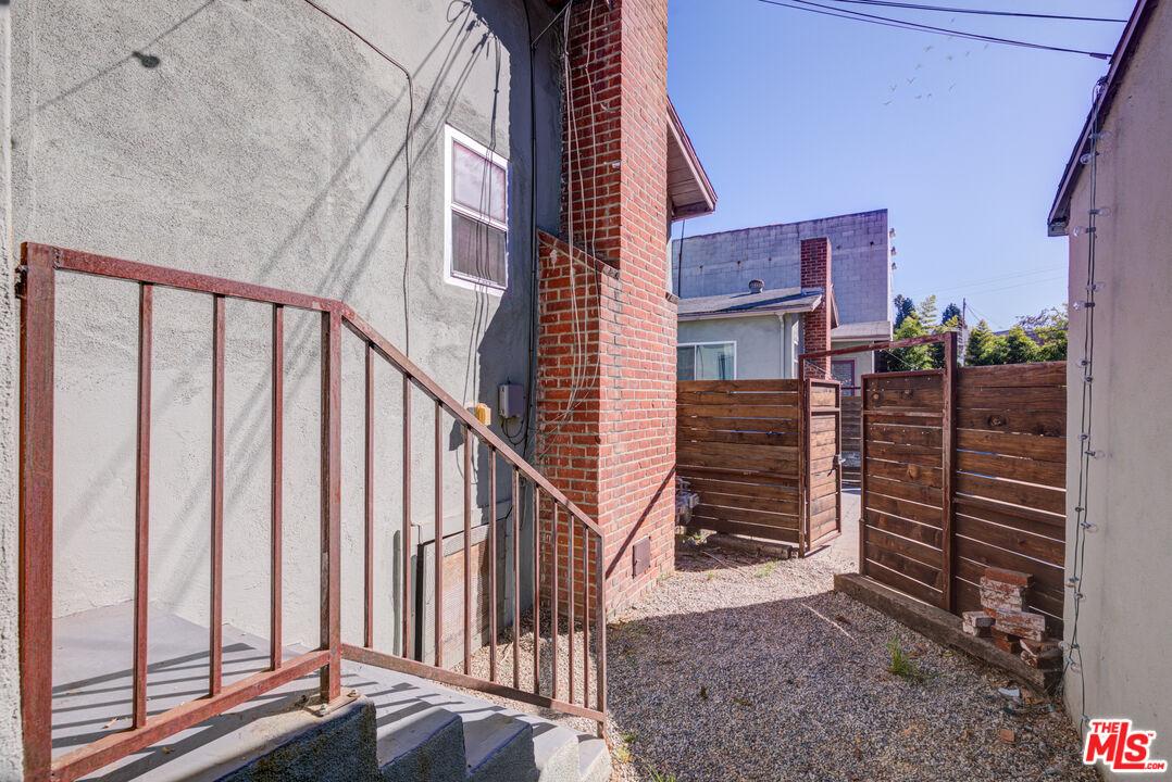 MLS #25617877 image #30