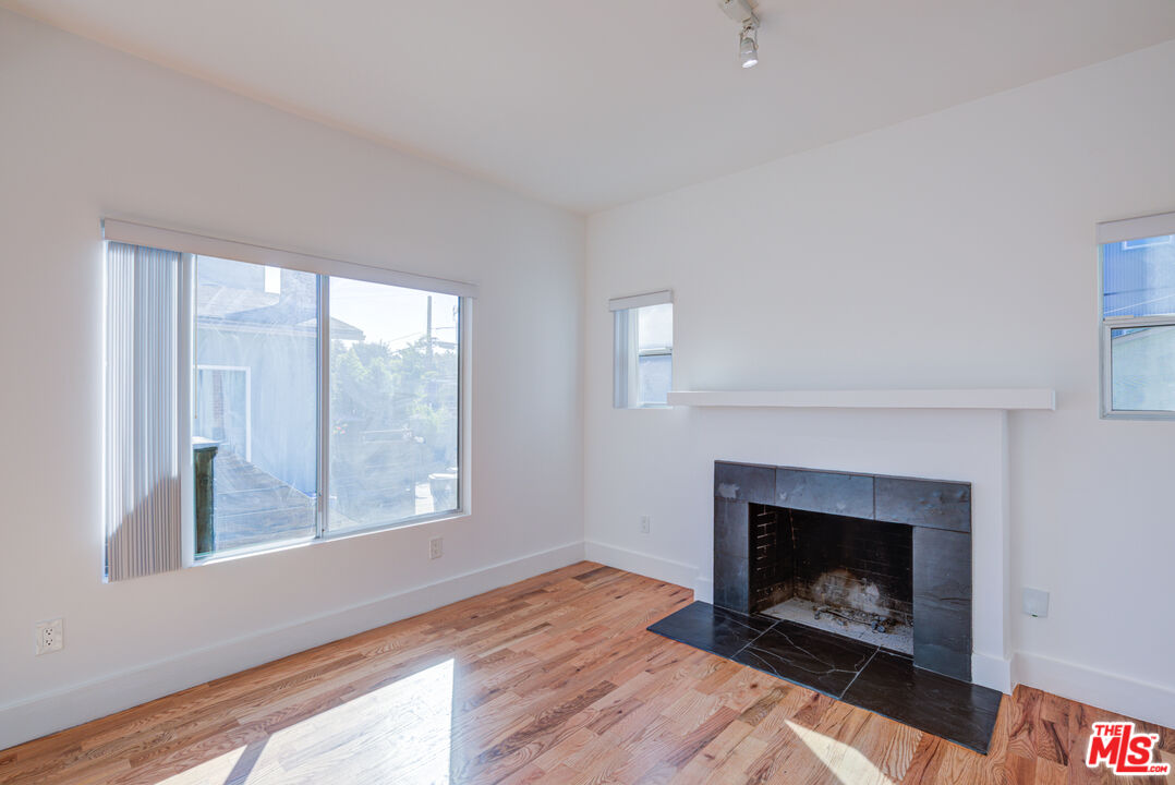 MLS #25617877 image #5