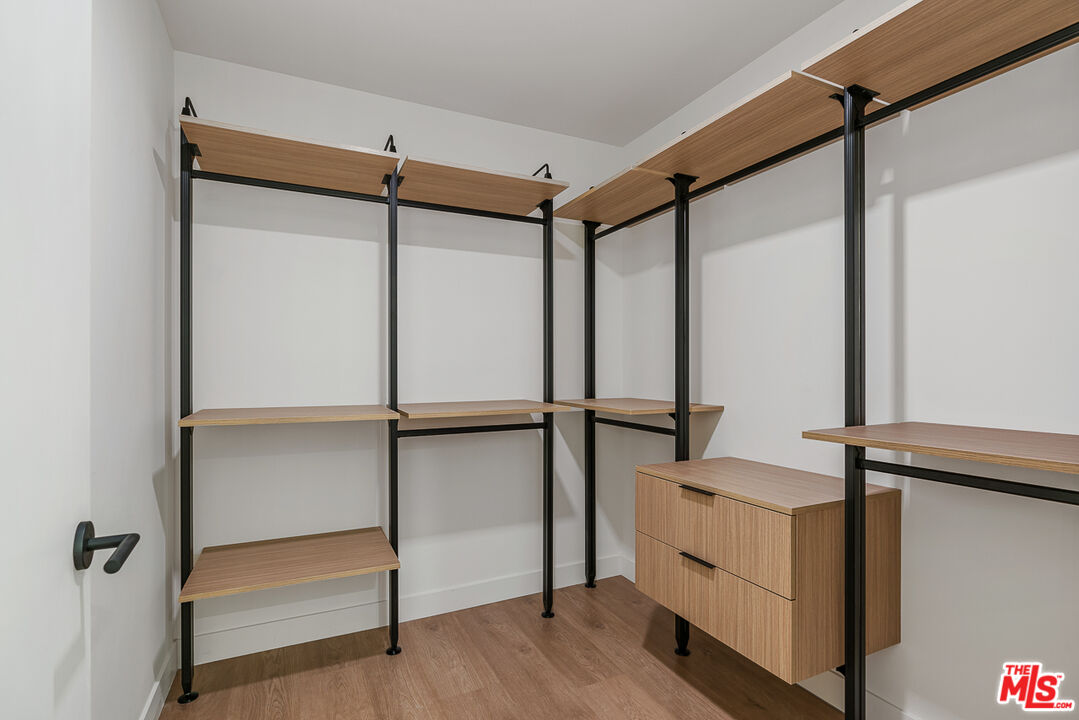 MLS #25617885 image #9