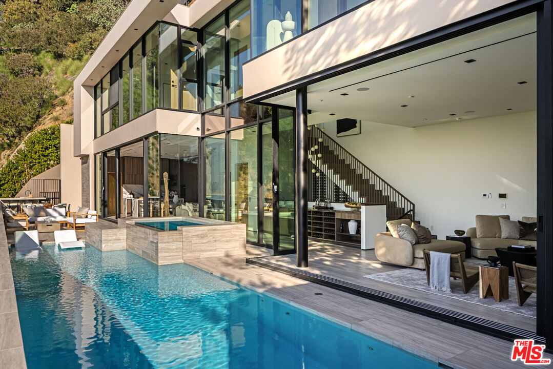 MLS #25618003 image #3