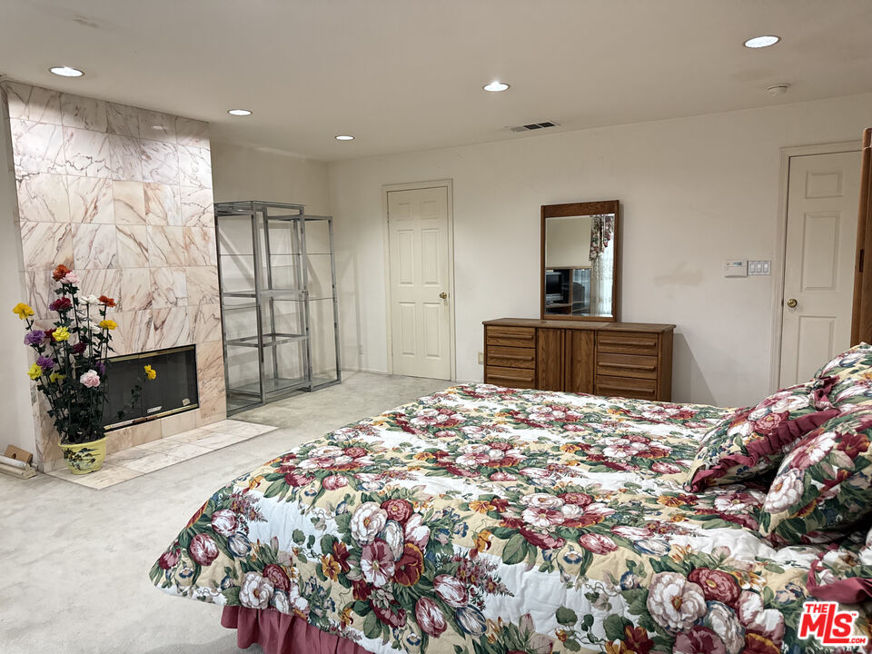 MLS #25618025 image #15