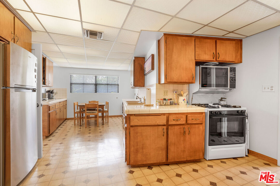 MLS #25618043 image #11