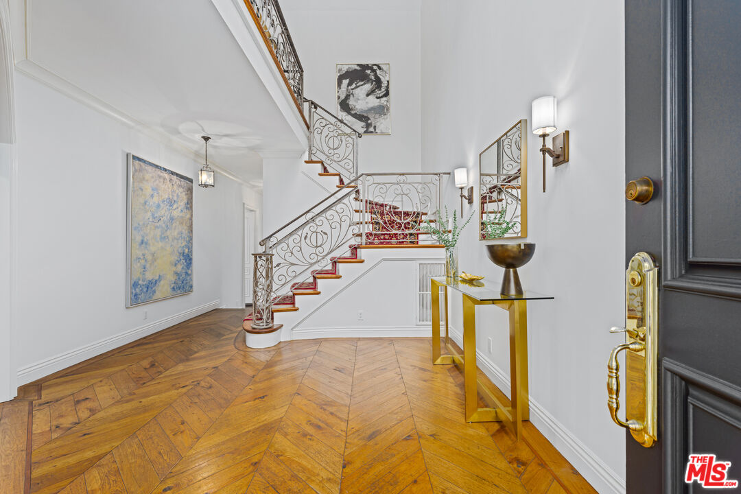 MLS #25618207 image #2