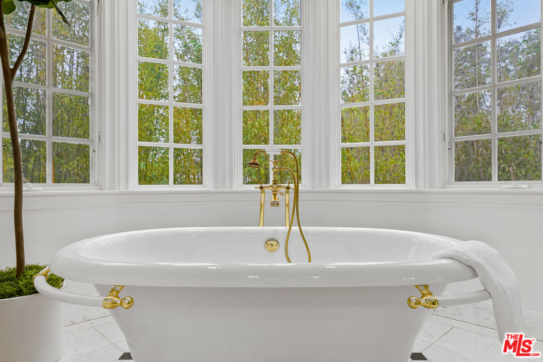 MLS #25618207 image #36