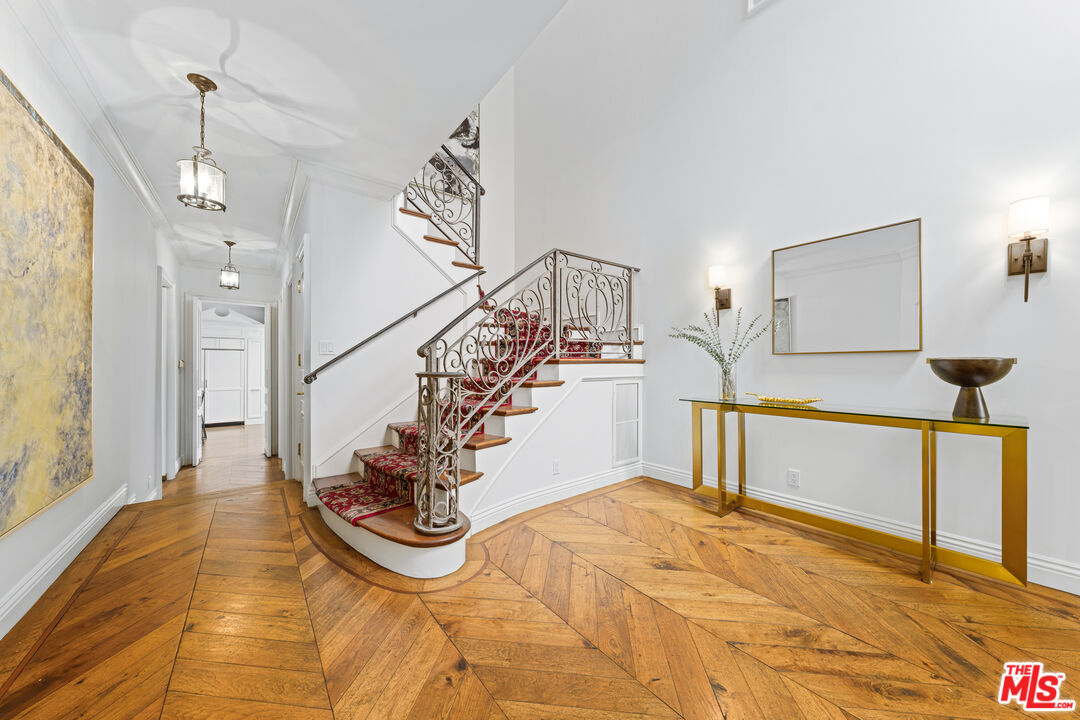 MLS #25618207 image #3