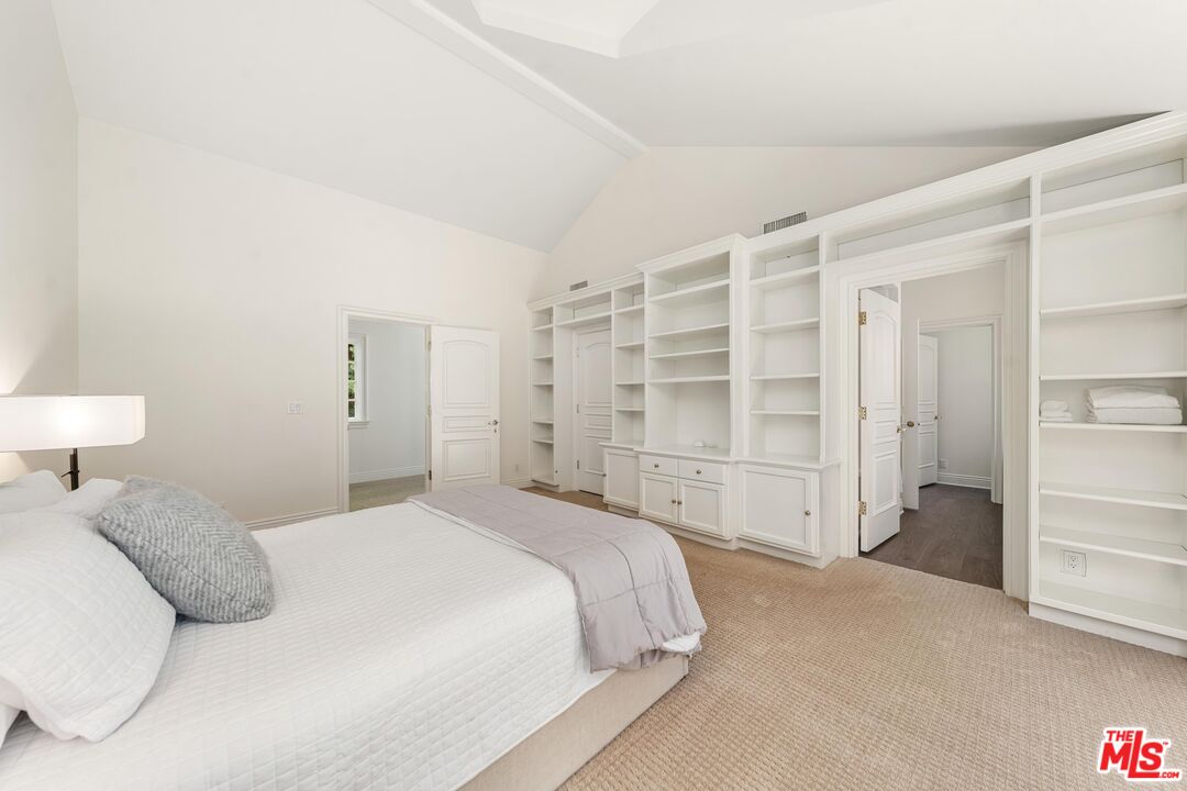 MLS #25618207 image #43